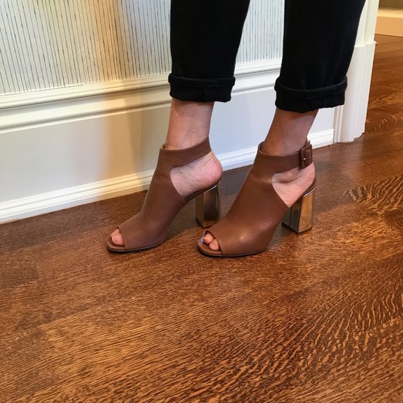 Prada Sandals - Picture 2 of 10